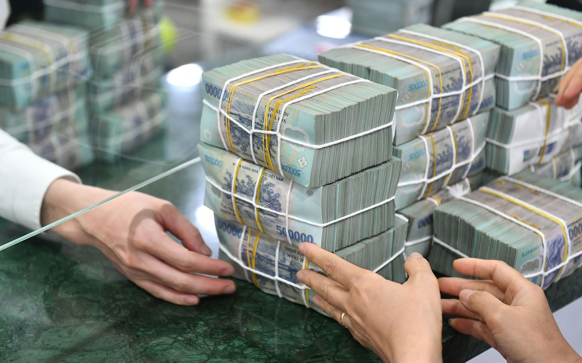 Đầu tư công 2021-2025 vượt 5/5 chỉ tiêu, giai đoạn 2026-2030 hướng tới 8,22 triệu tỷ đồng