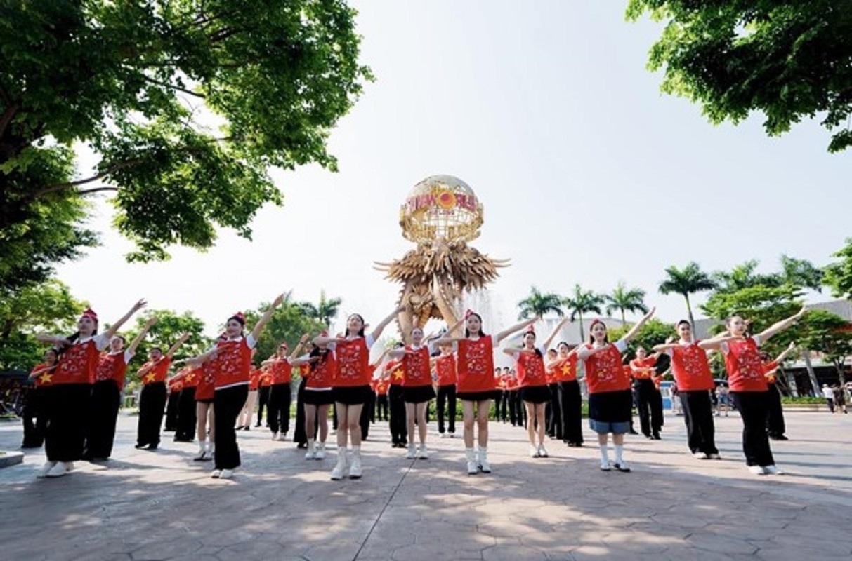 Sun World Hạ Long s&ocirc;i động ngay từ ng&agrave;y đầu kỳ nghỉ lễ 30/4- Ảnh 3.