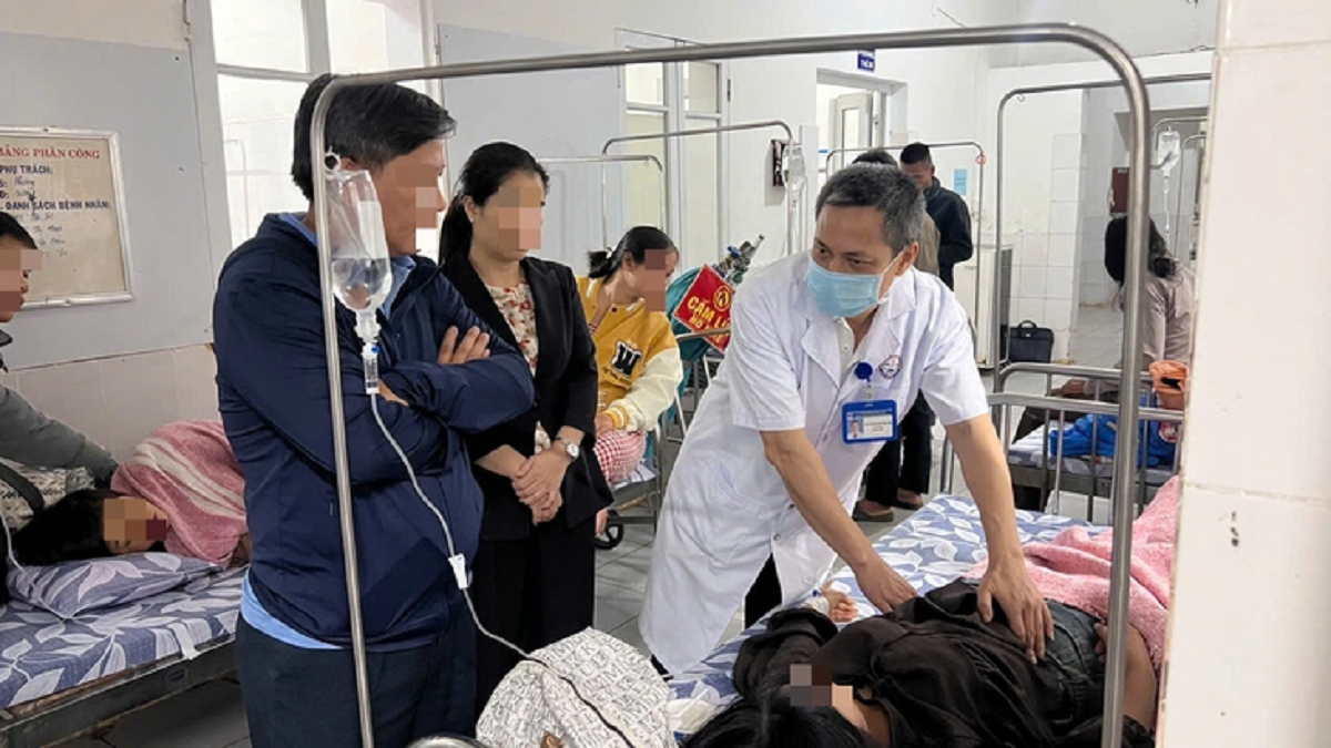 Vụ nghi ngộ độc tại Quảng Trị: Số bệnh nhân nhập viện tăng lên 64 người- Ảnh 1.