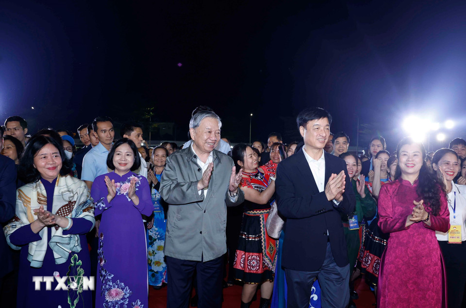 Mặt trận Tổ quốc Việt Nam - Nòng cốt chính trị trong tập hợp, đoàn kết và phát huy vai trò của nhân dân trong kỷ nguyên mới theo tinh thần Đại hội XIV của Đảng- Ảnh 1.