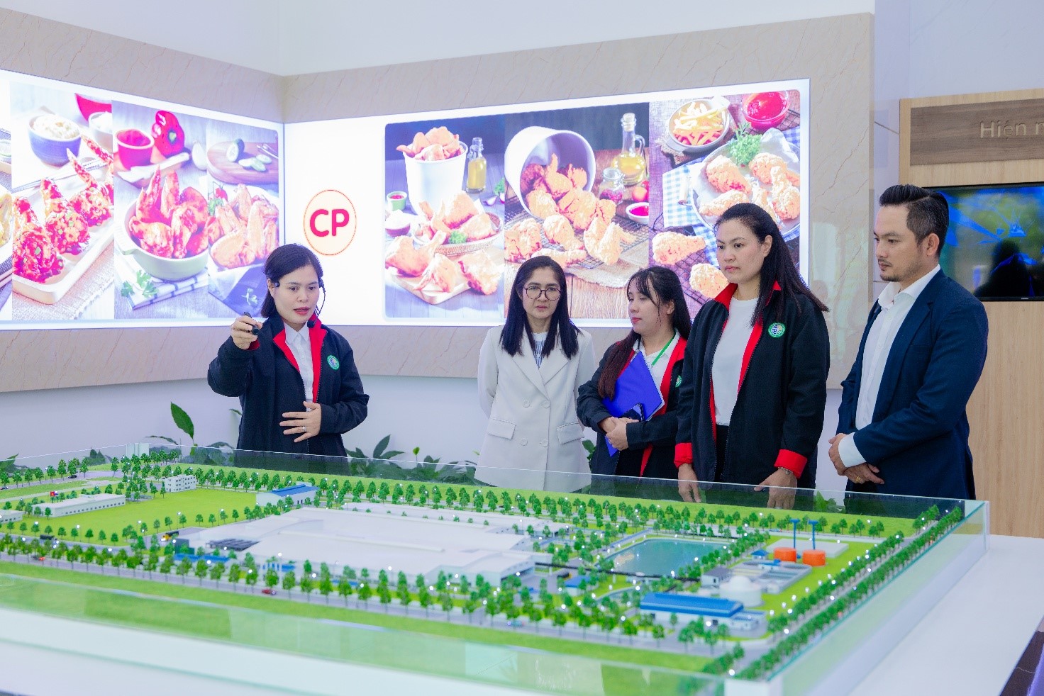 CPV Food đón nhận Chứng nhận chất lượng quốc tế tích hợp và công bố chương trình “3 an toàn”  - Ảnh 5.
