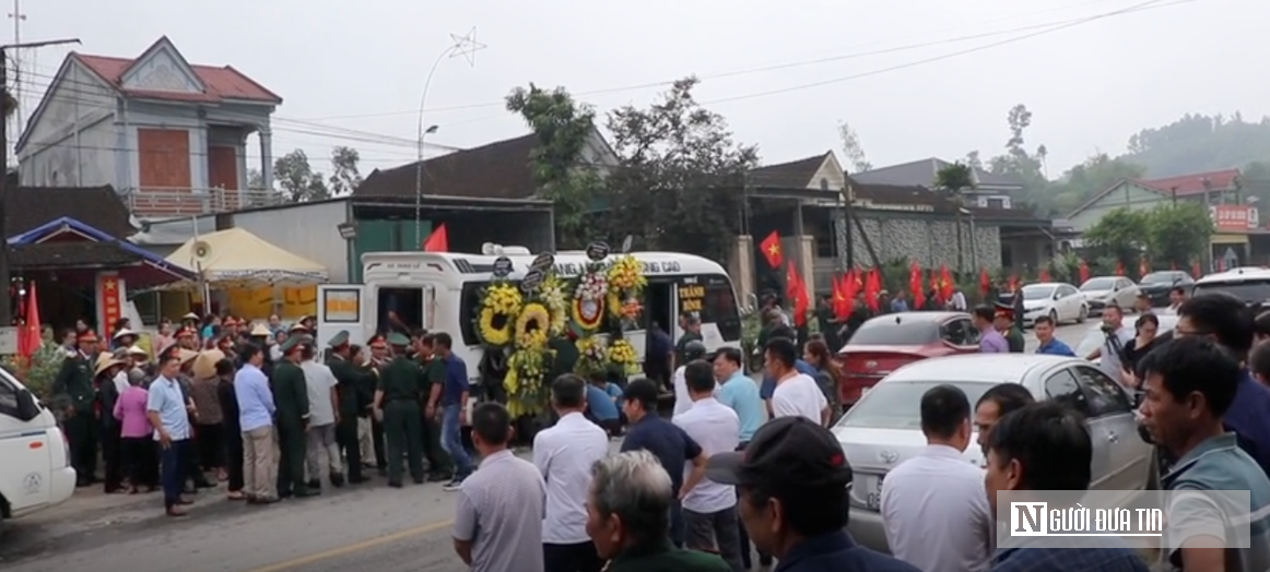 Xúc động lễ truy điệu và an táng hài cốt AHLLVTND Nguyễn Sông Thao- Ảnh 4.
