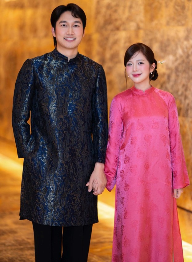 Hôn nhân ngọt ngào bình yên của "trai đẹp showbiz" bên "mỹ nhân VFC" - Ảnh 5.