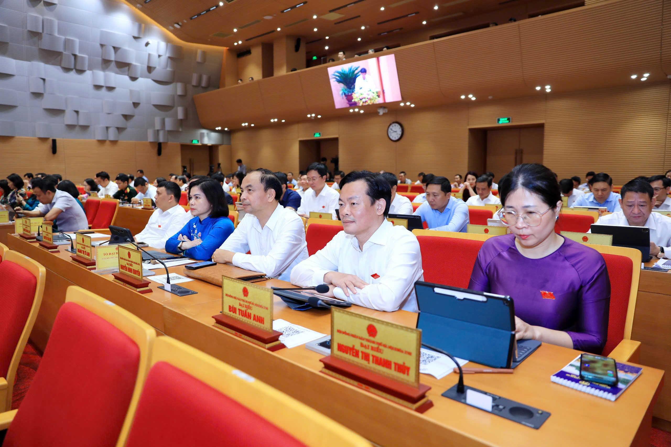 Hà Nội có 2 tân Phó Chủ tịch UBND Thành phố - Ảnh 1.