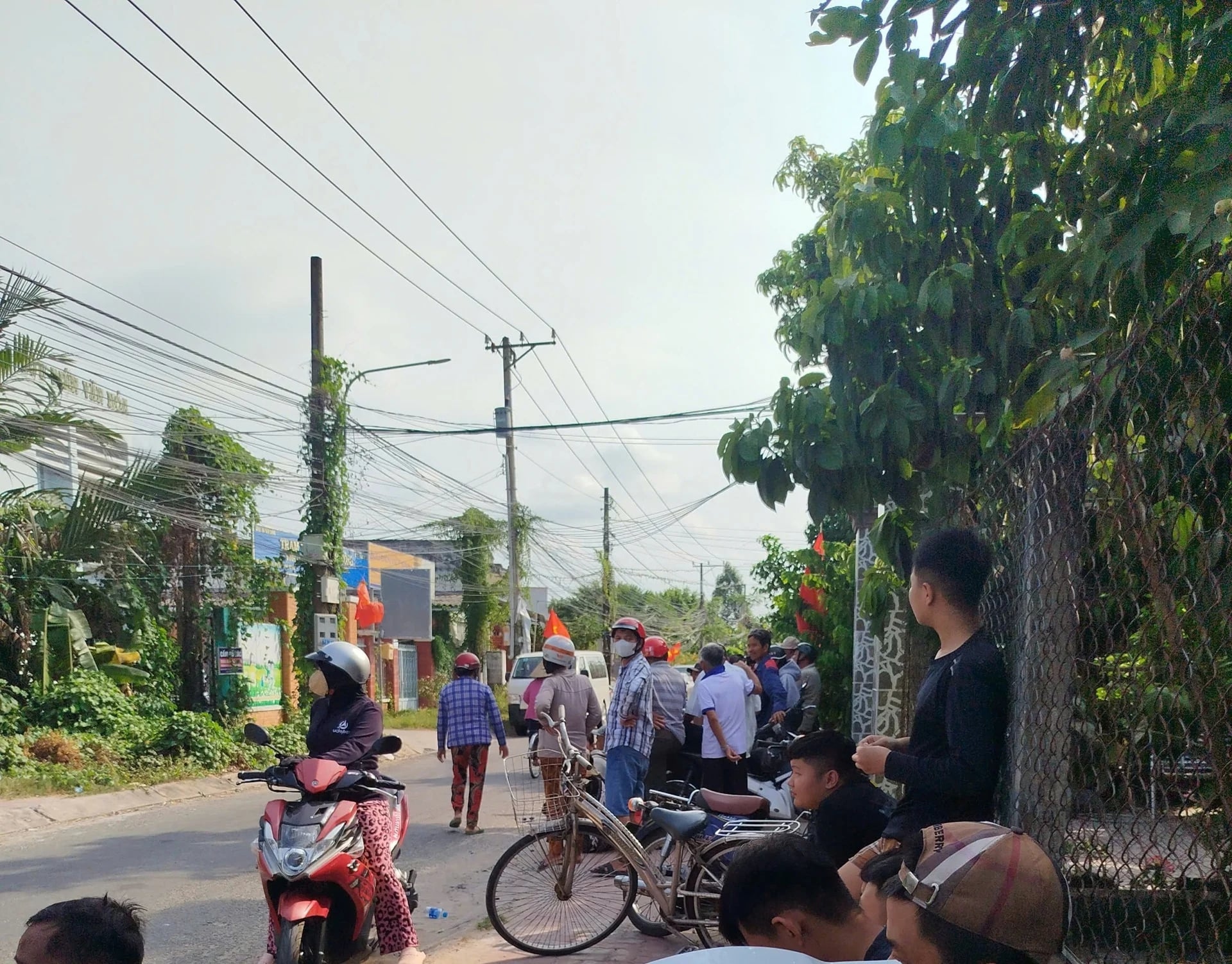 Nghi phạm sát hại vợ con, tấn công cha mẹ ở Tây Ninh đã tử vong- Ảnh 1.