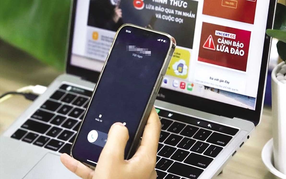 Tuy&ecirc;n &aacute;n chung th&acirc;n "nữ qu&aacute;i" chiếm đoạt hơn 76 tỷ đồng của 6 người - Ảnh 2.