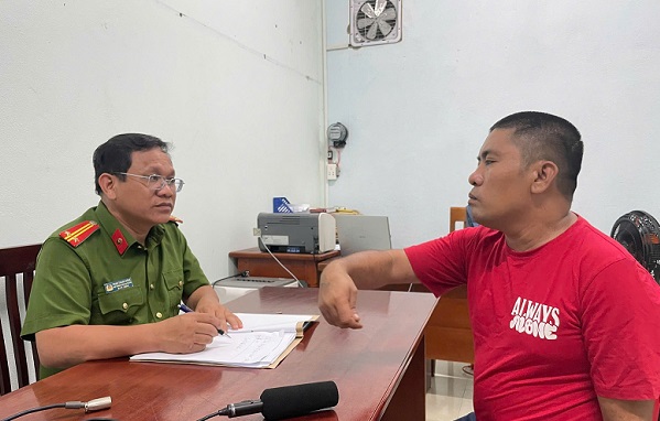 Chở kh&aacute;ch l&uacute;c đ&ecirc;m khuya, t&agrave;i xế c&ocirc;ng nghệ bị tấn c&ocirc;ng cướp xe SH- Ảnh 1.