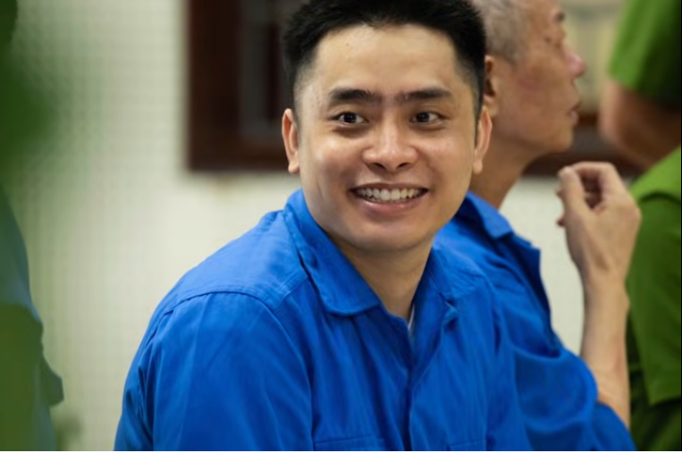 Bùi Đình Khánh quanh co, chối tội tại toà: “Không biết người bị bắn là công an”- Ảnh 3.