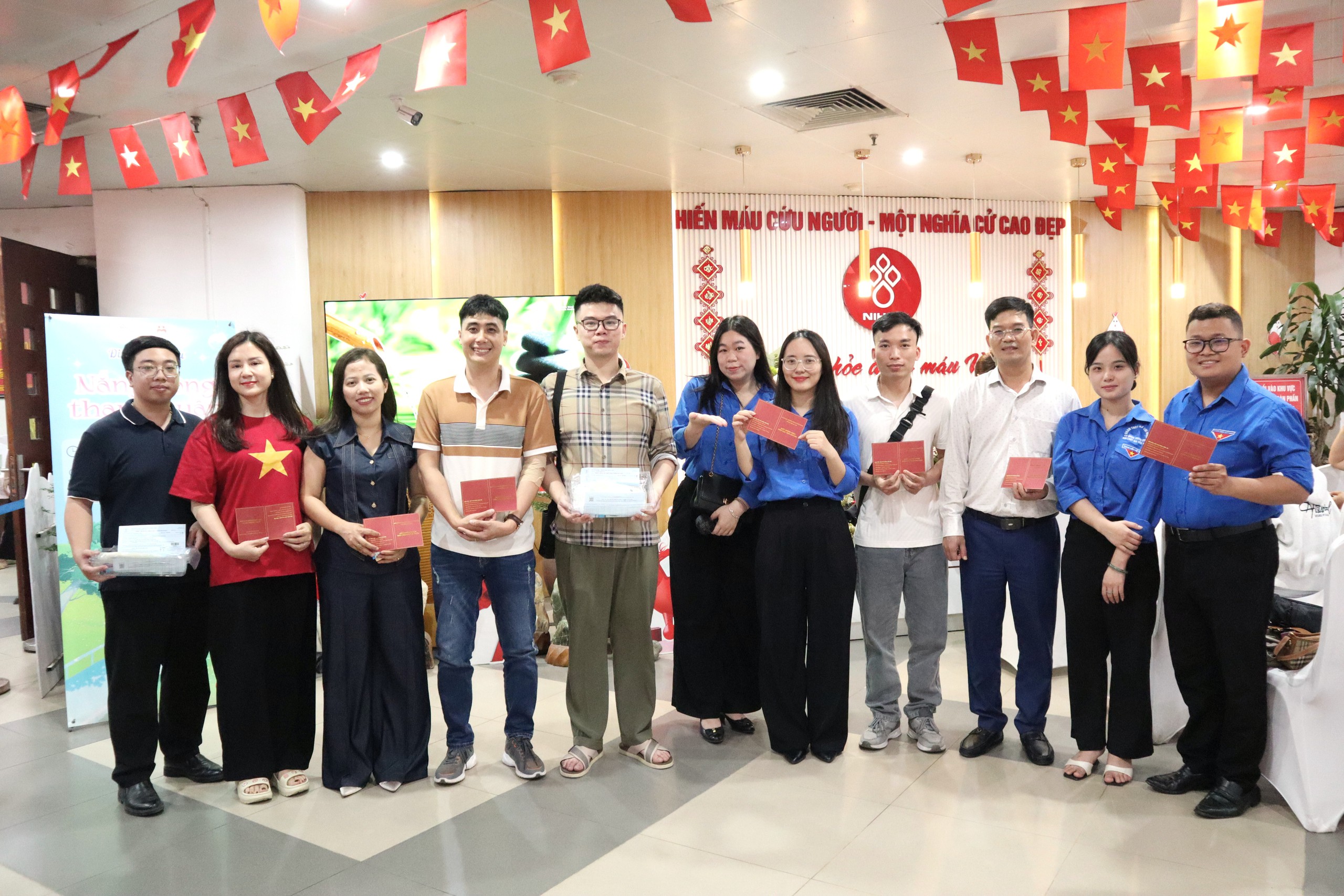 Tuổi trẻ Hội Luật gia Việt Nam tham gia hiến máu nhân đạo- Ảnh 6.
