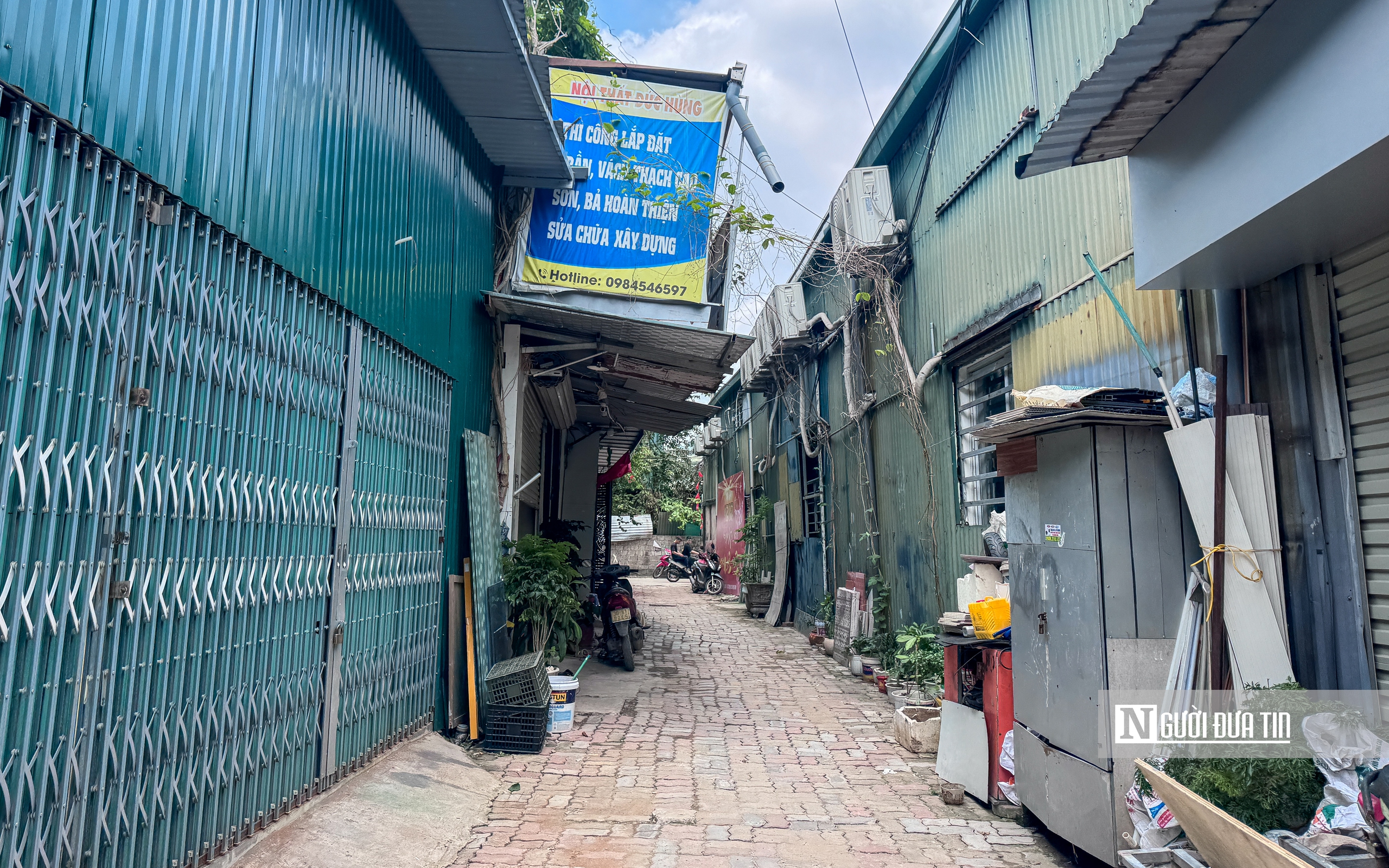 Loạt nhà xưởng "bức tử" các hồ ở Hà Nội sắp bị kiểm tra- Ảnh 11. Loạt nhà xưởng "bức tử" các hồ ở Hà Nội sắp bị kiểm tra- Ảnh 11.