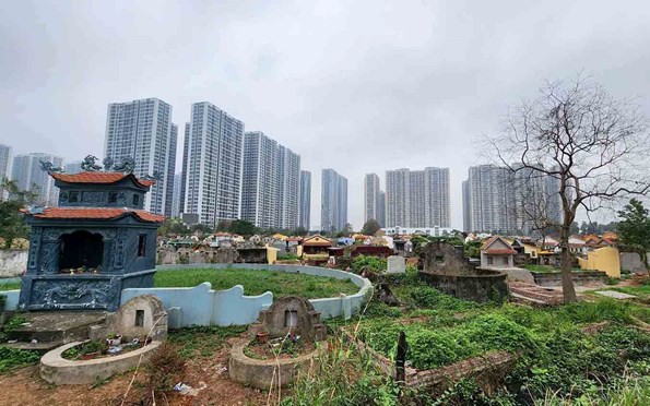 B&agrave;i to&aacute;n đề xuất cho thu&ecirc; vỉa h&egrave; H&agrave; Nội, liệu c&oacute; hiệu quả?- Ảnh 1.