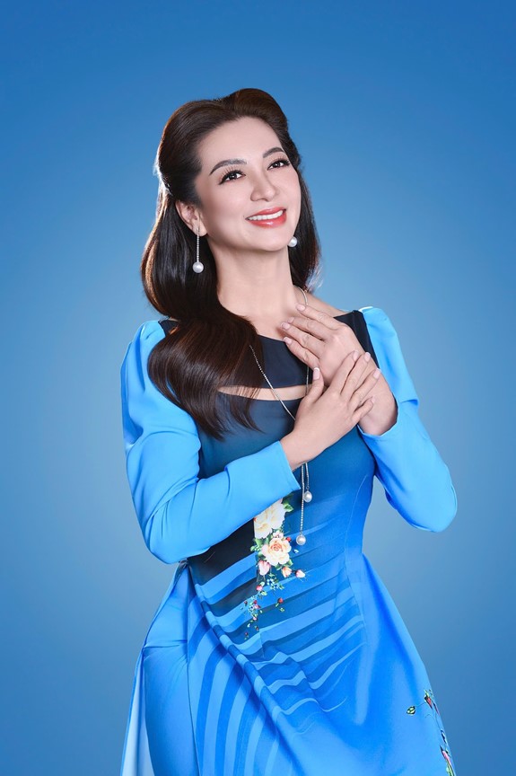 Cuộc sống ở tuổi ngoài 50 của Hoa hậu Việt từng là "Nữ hoàng ảnh lịch" một thời - Ảnh 9.