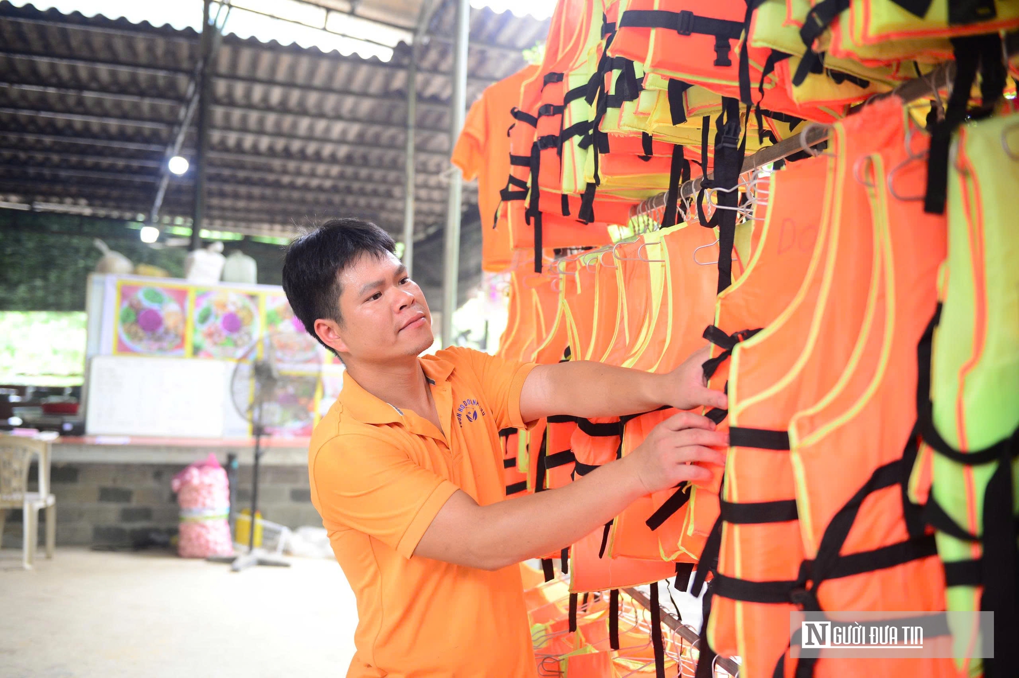 Du khách tìm đến đến dòng thác Mây 9 tầng ở Thanh Hóa trốn nóng ngày đầu hè- Ảnh 8. Du khách tìm đến đến dòng thác Mây 9 tầng ở Thanh Hóa trốn nóng ngày đầu hè- Ảnh 8.