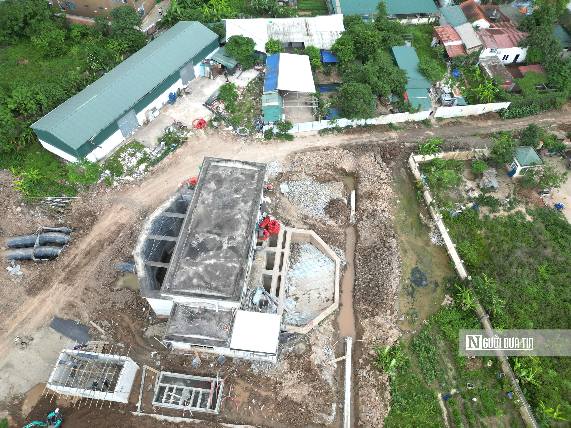 Dự án thoát nước cắt qua đê sông Hồng sắp về đích - Ảnh 4.