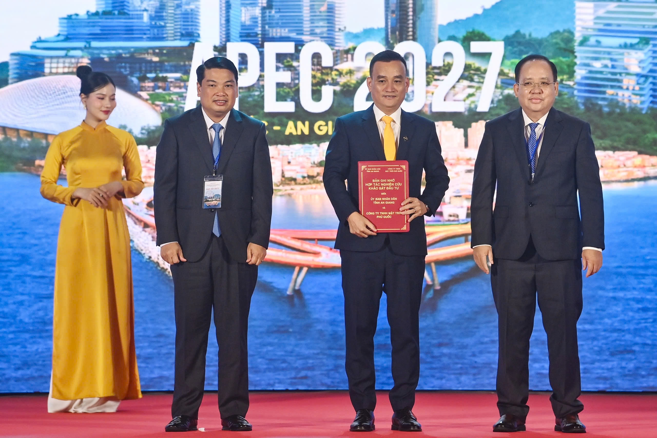 Gần 100.000 tỷ đồng chuẩn bị đổ bộ vào xây dựng hạ tầng Phú Quốc- Ảnh 1.