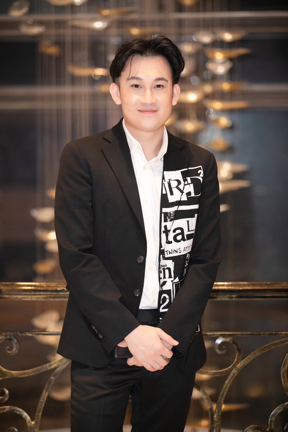 Lý do bất ngờ khiến ca sĩ Dương Triệu Vũ liên tục rao bán từ biệt thự tới nhẫn kim cương - Ảnh 3.