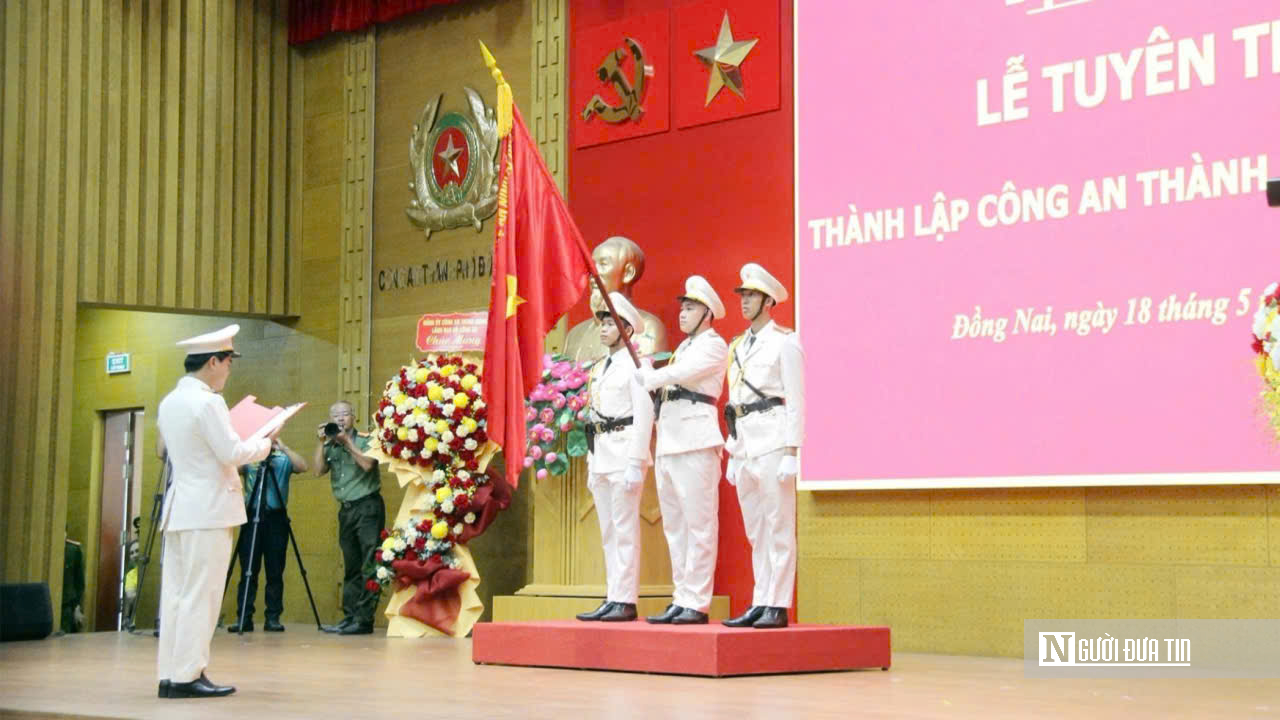 Đồng Nai bước vào dấu mốc lịch sử: Thành lập Công an thành phố và đổi tên Bộ CHQS thành phố Đồng Nai - Ảnh 3.
