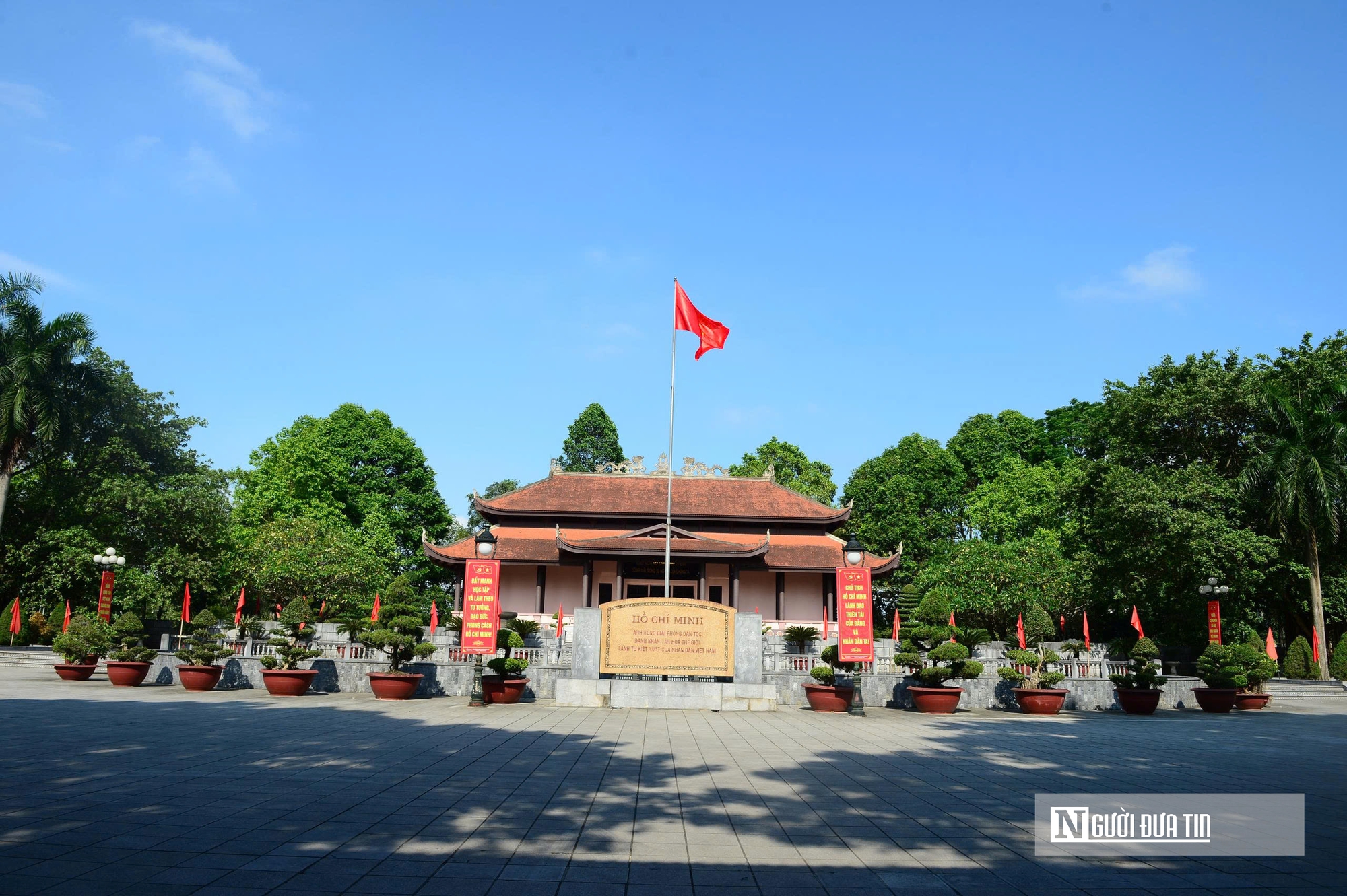 Rưng rưng xem lại kỷ vật và lời dặn dò của Bác Hồ với Thanh Hóa- Ảnh 2.