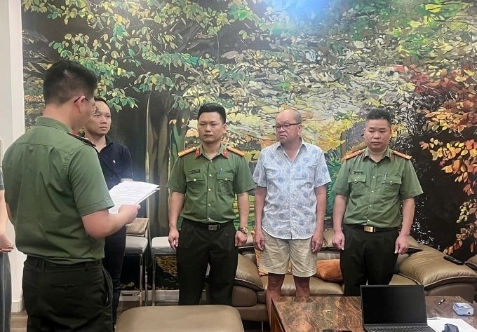 Triệt phá đường dây vận chuyển 84 tấn phóng xạ giàu đất hiếm ra nước ngoài - Ảnh 1.