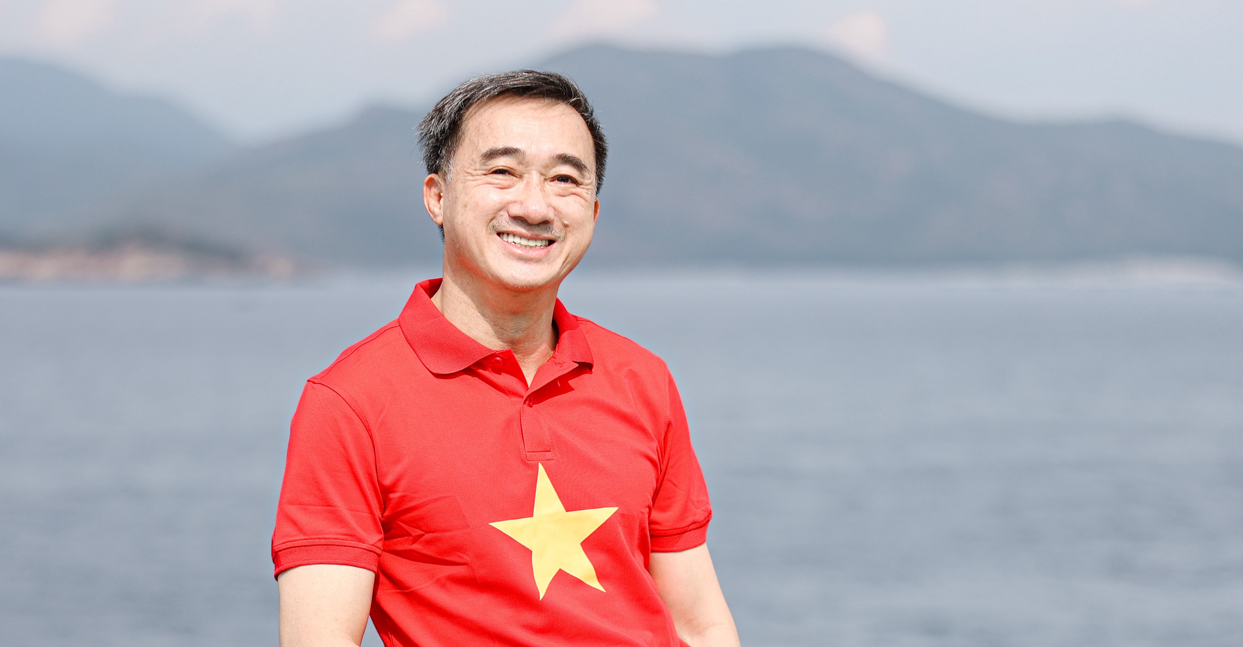 Thứ trưởng Bộ Y tế: Không để thầy thuốc cống hiến nơi đảo xa bị thiệt thòi- Ảnh 1. Thứ trưởng Bộ Y tế: Không để thầy thuốc cống hiến nơi đảo xa bị thiệt thòi- Ảnh 1.