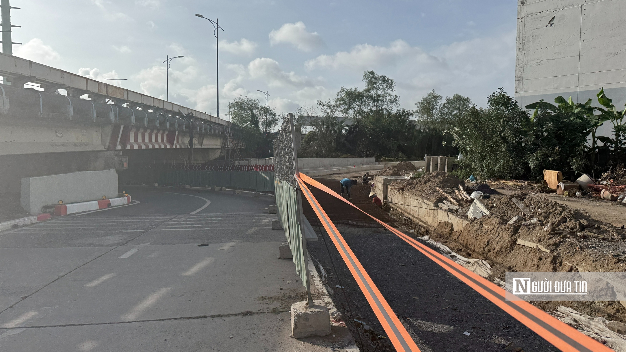 N&uacute;t giao 4 tầng lớn bậc nhất Tp.HCM vẫn dang dở v&igrave; chưa giải tỏa xong mặt bằng - Ảnh 2.