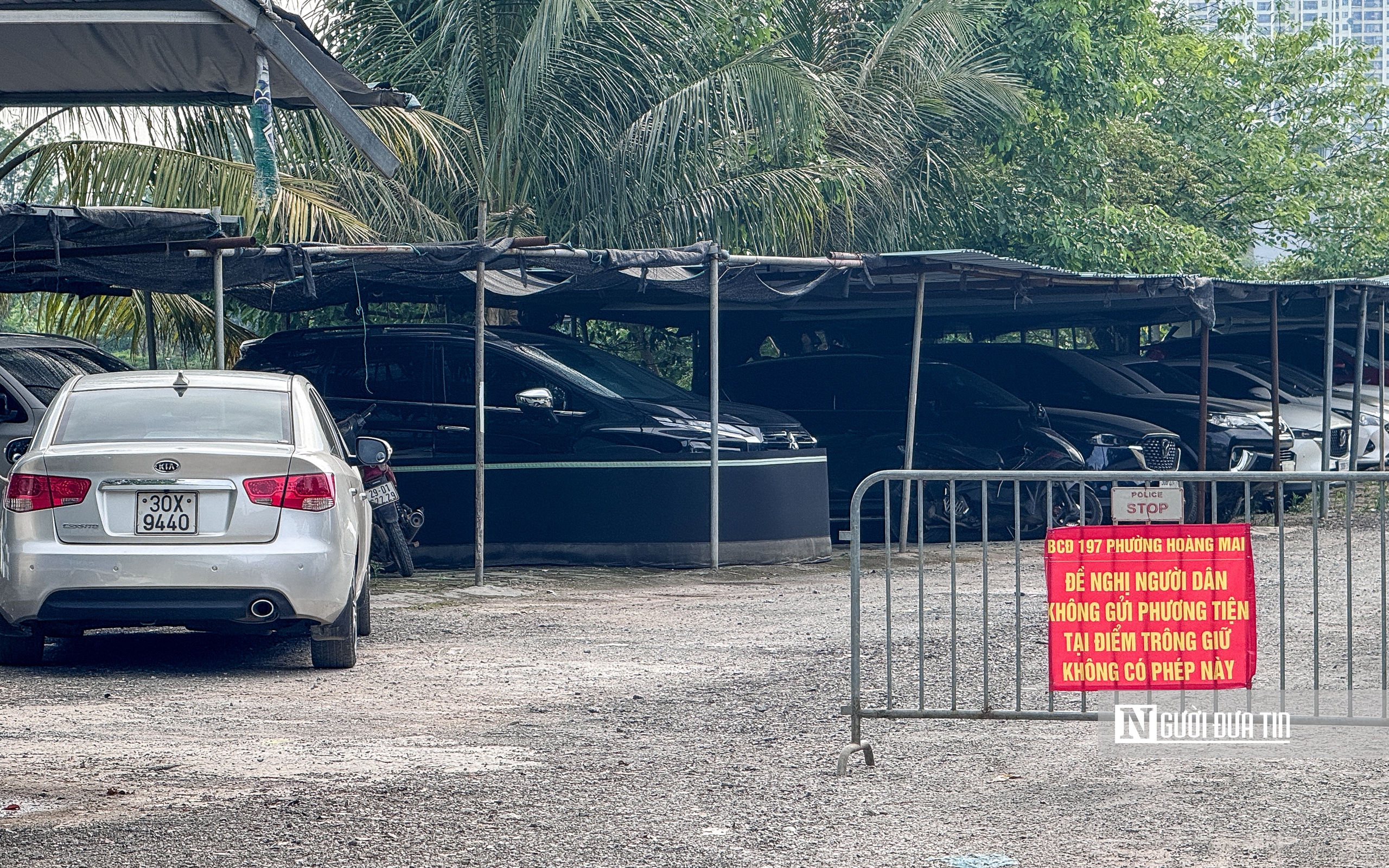 Hà Nội: Xử lý dứt điểm các bãi trông giữ phương tiện không phép- Ảnh 15. Hà Nội: Xử lý dứt điểm các bãi trông giữ phương tiện không phép- Ảnh 15.