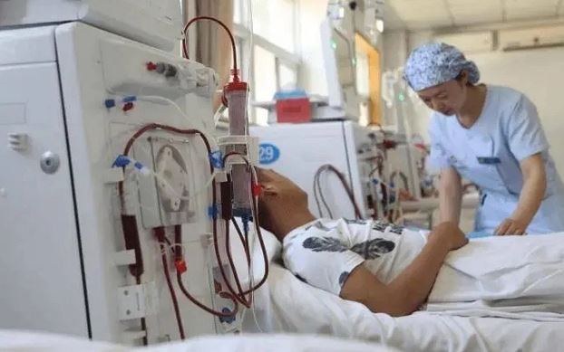 Người đàn ông 32 tuổi nhập viện vì viêm phổi, bác sĩ cảnh báo thói quen "cực độc" khi dùng điều hoà - Ảnh 3.