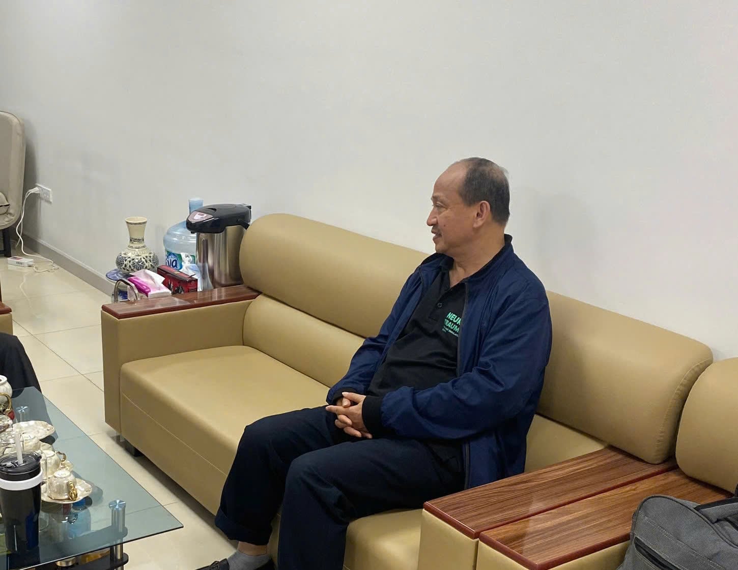 Chấn động ngành Y: Tiến sĩ, Trưởng khoa Dược Viện Y học Cổ truyền TƯ buôn lậu hàng chục tấn caffeine- Ảnh 1. Chấn động ngành Y: Tiến sĩ, Trưởng khoa Dược Viện Y học Cổ truyền TƯ buôn lậu hàng chục tấn caffeine- Ảnh 1.