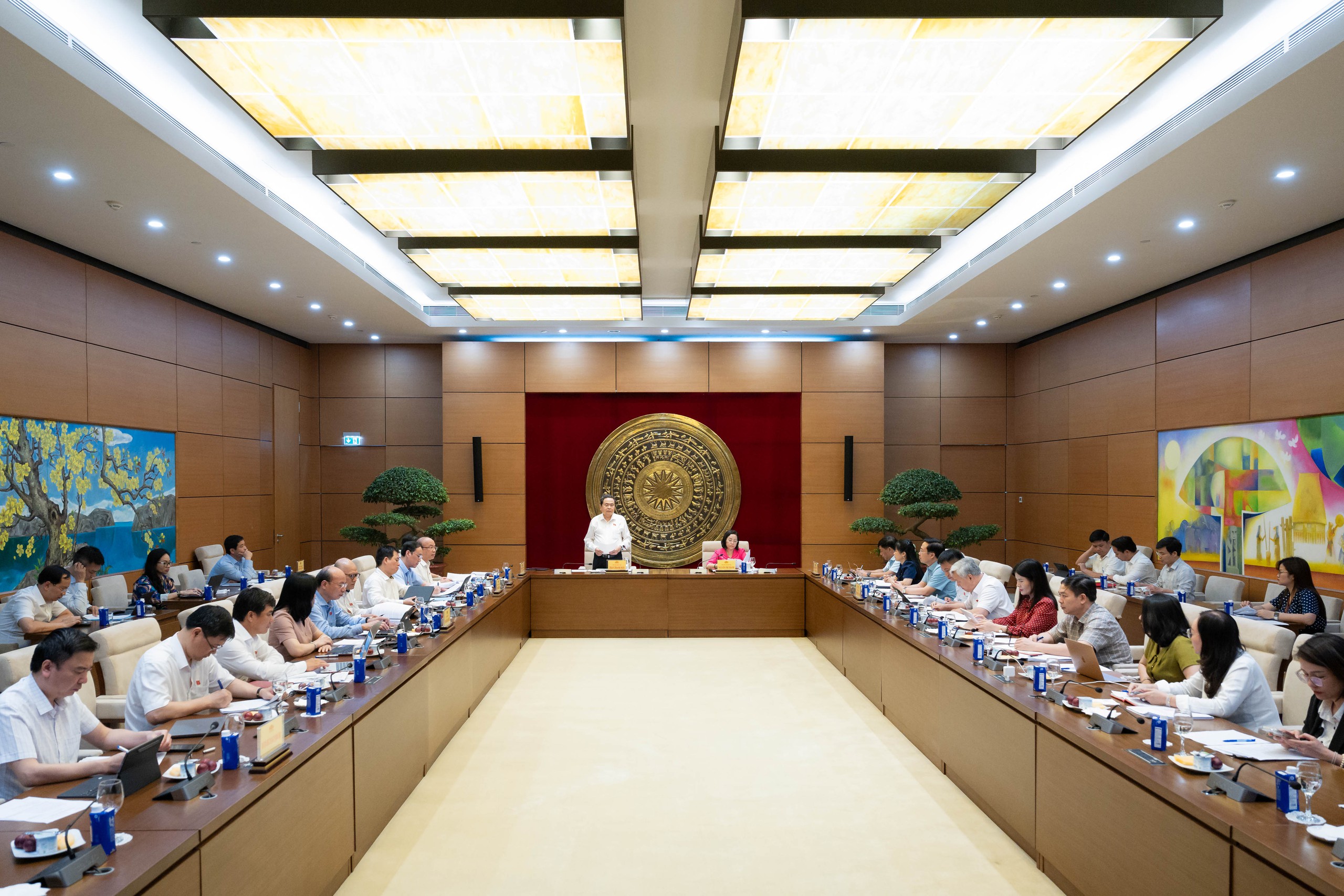 Công tác đại biểu phải thực chất hơn, chuyên nghiệp hơn- Ảnh 2.