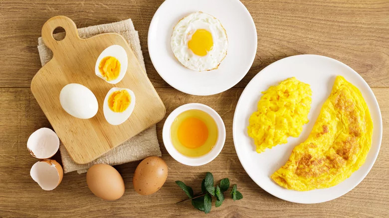 Ăn trứng hàng ngày suốt 1 năm, người phụ nữ 63 tuổi nhận tin vui - Ảnh 1.