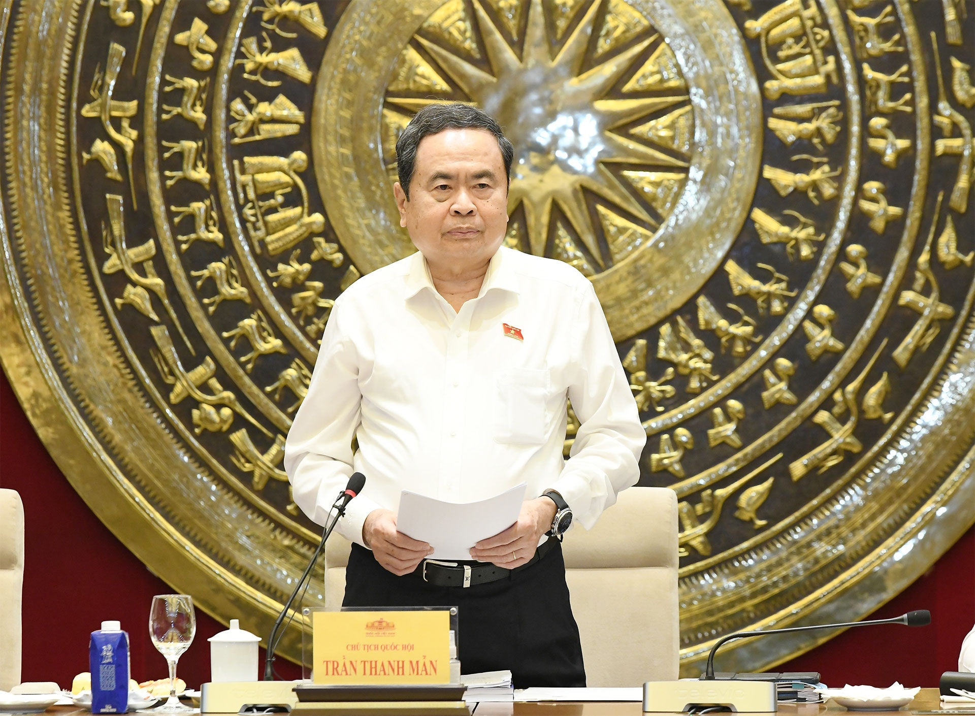Chủ tịch Quốc hội: Ổn định vĩ mô phải vững, nhưng không được bỏ lỡ cơ hội tăng trưởng- Ảnh 1.