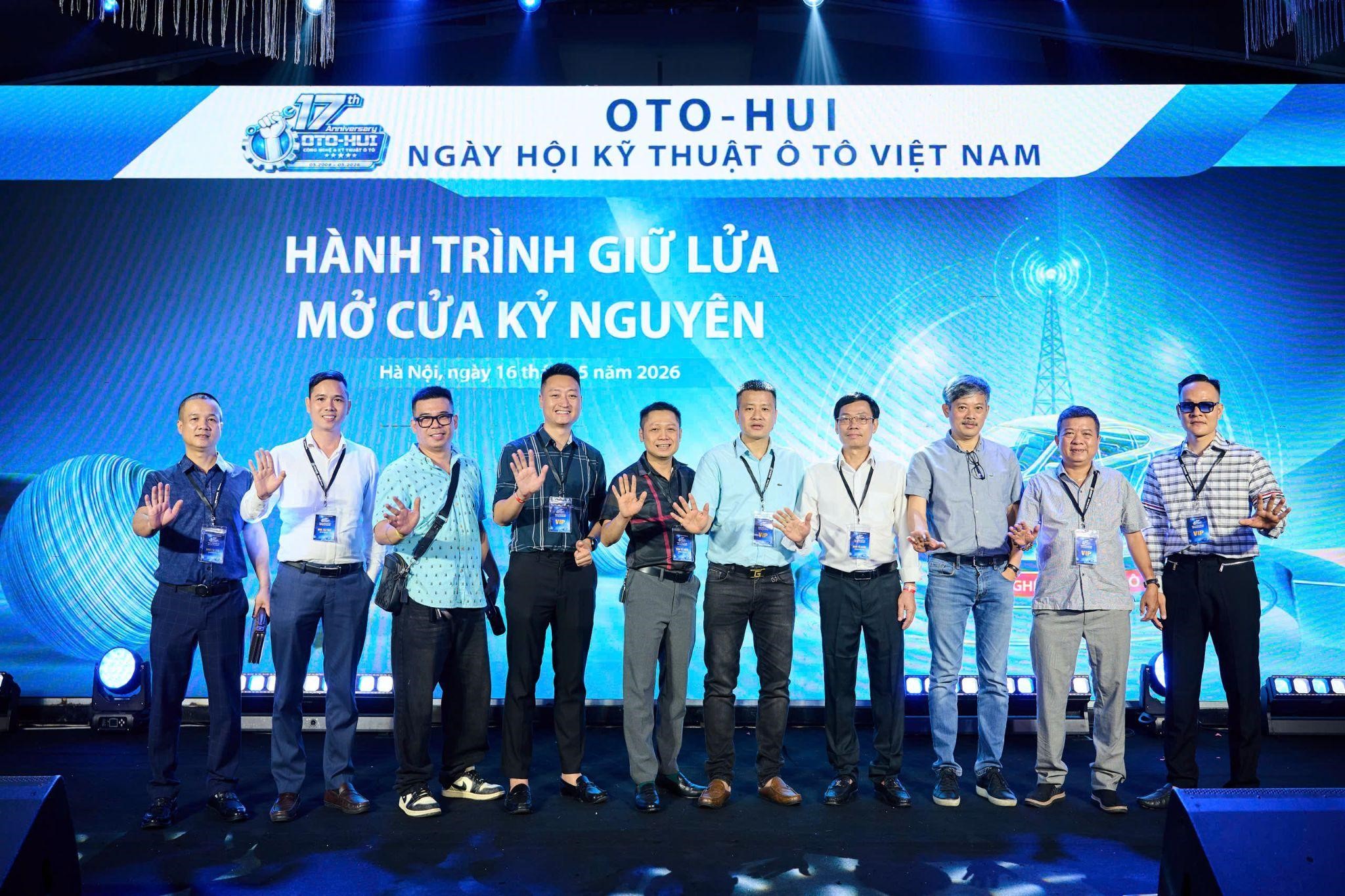 Ngày Hội kỹ thuật ô tô Việt Nam 2026 - Kỷ niệm 17 năm thành lập OTO-HUI với chủ đề “Hành trình giữ lửa - Mở cửa kỷ nguyên” - Ảnh 2.