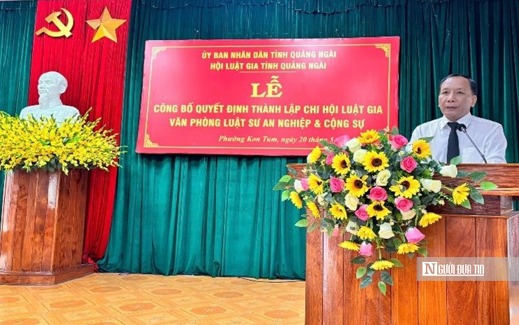 Hội Luật gia Quảng Ngãi tuyên truyền pháp luật tại phường Kon Tum