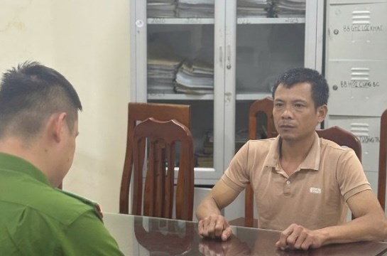 Hưng Yên: Khởi tố người đàn ông giăng điện bẫy chuột khiến 1 người tử vong - Ảnh 1.