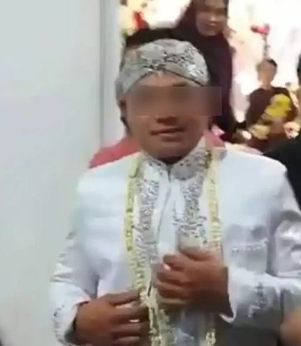 Đang tổ chức đám cưới, cô dâu "sốc nặng" khi chứng kiến chú rể bị cảnh sát bắt giữ - Ảnh 1.