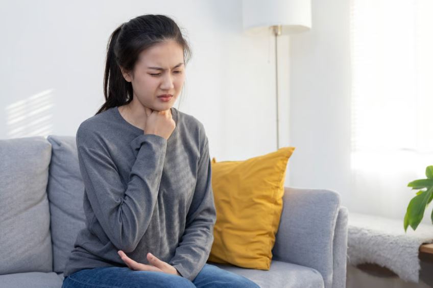 Người phụ nữ 42 tuổi loét thực quản vì thói quen ăn lẩu