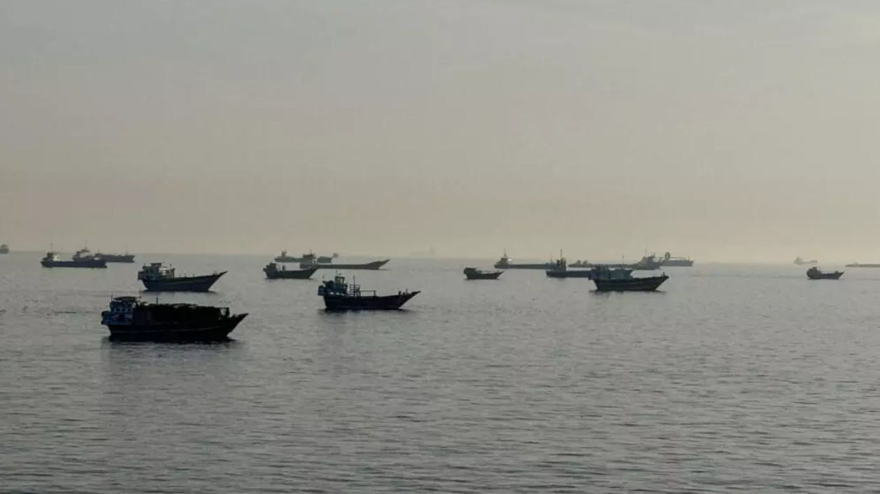 EU hạ dự báo tăng trưởng năm 2026 khi khủng hoảng eo biển Hormuz đẩy lạm phát tăng cao - Ảnh 1.