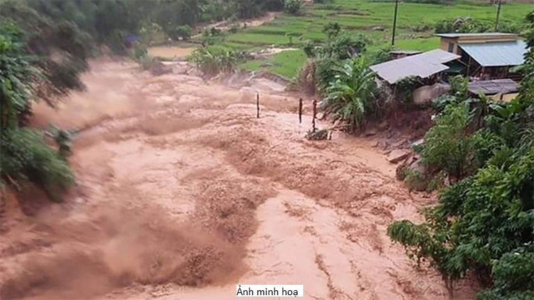 Miền Bắc mưa dông 