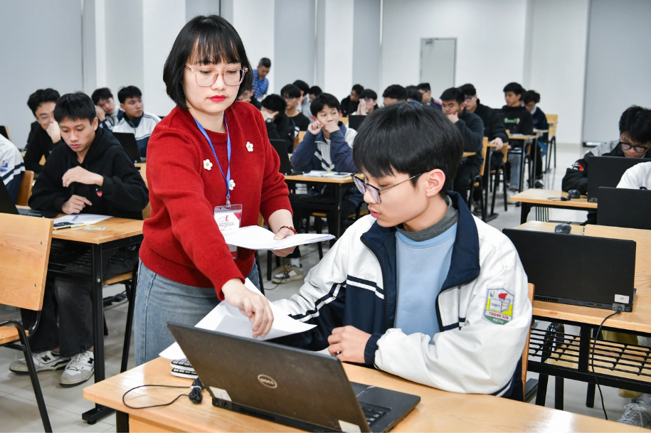 Tập huấn sách giáo khoa mới: Không thể làm qua loa nếu muốn đổi mới giáo dục thực chất - Ảnh 3.