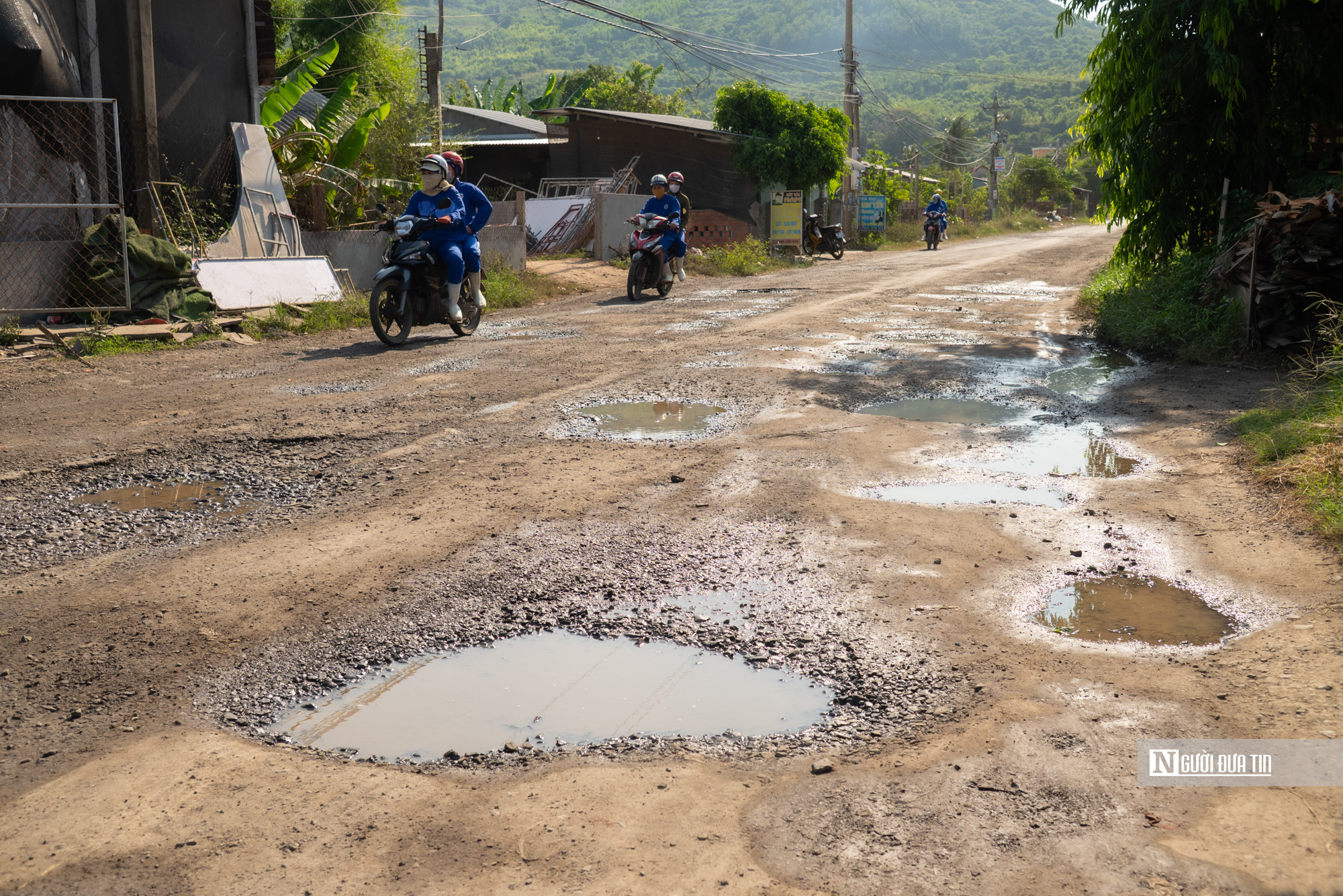 Đường tỉnh ph&iacute;a Đ&ocirc;ng Đắk Lắk xuống cấp nghi&ecirc;m trọng, đe doạ cuộc sống nh&acirc;n d&acirc;n- Ảnh 8.