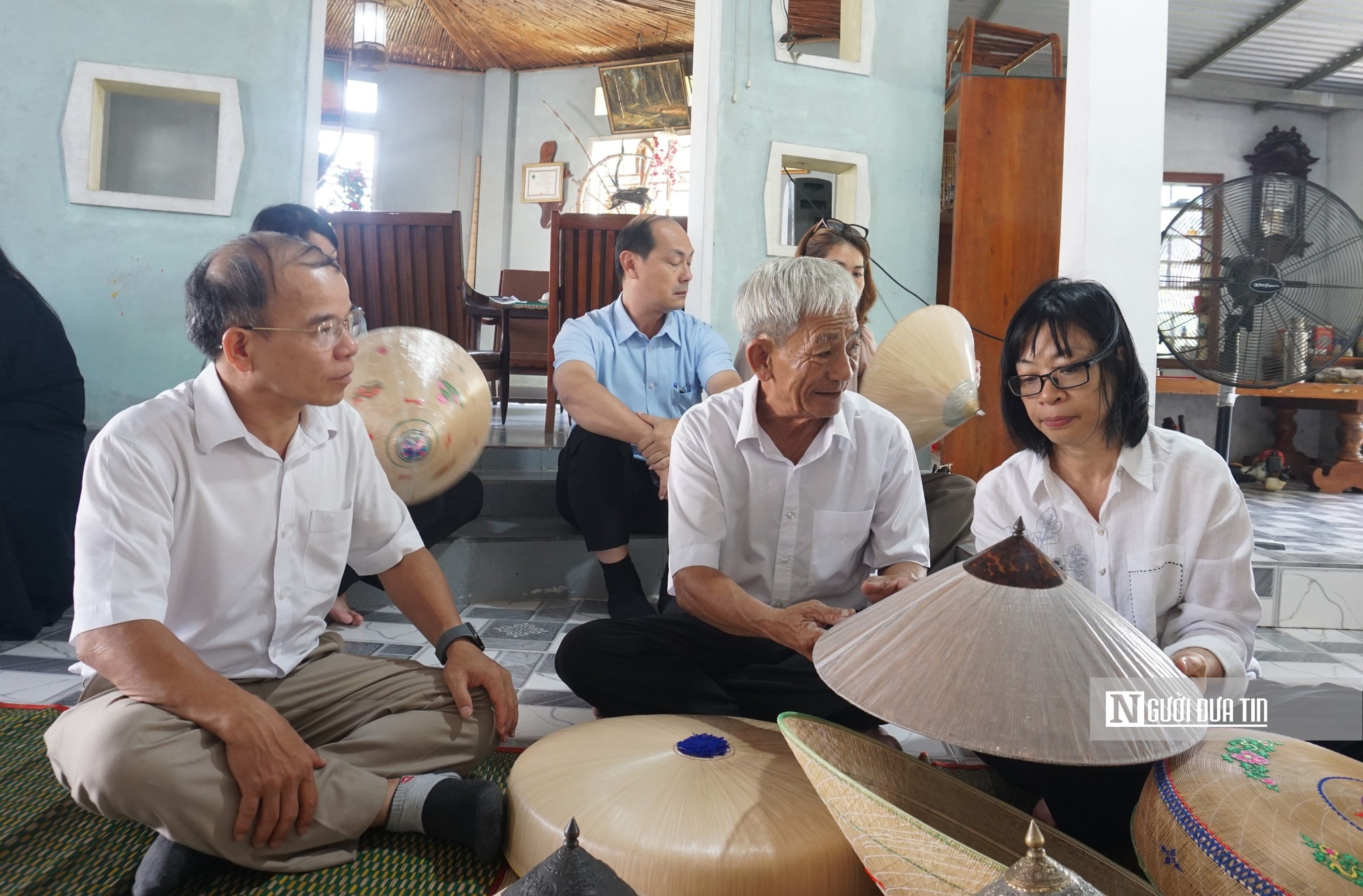 Kiến tạo không gian du lịch cộng đồng, tìm đầu ra cho làng nghề nón ngựa Di sản văn hóa quốc gia- Ảnh 1. Kiến tạo không gian du lịch cộng đồng, tìm đầu ra cho làng nghề nón ngựa Di sản văn hóa quốc gia- Ảnh 1.