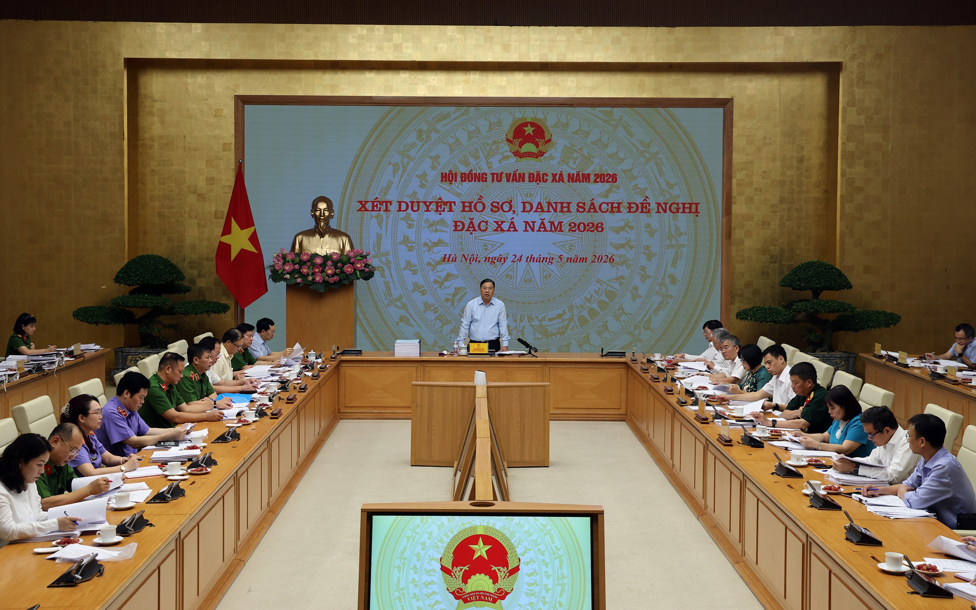 Hội đồng tư vấn đặc xá thẩm định hơn 10.000 hồ sơ phạm nhân - Ảnh 1.