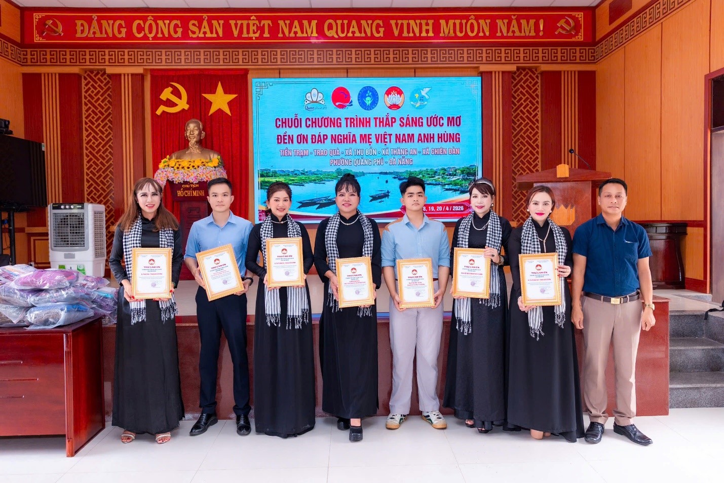 Lan tỏa giá trị tri ân từ sự tiếp nối giữa hai thế hệ - Ảnh 4.