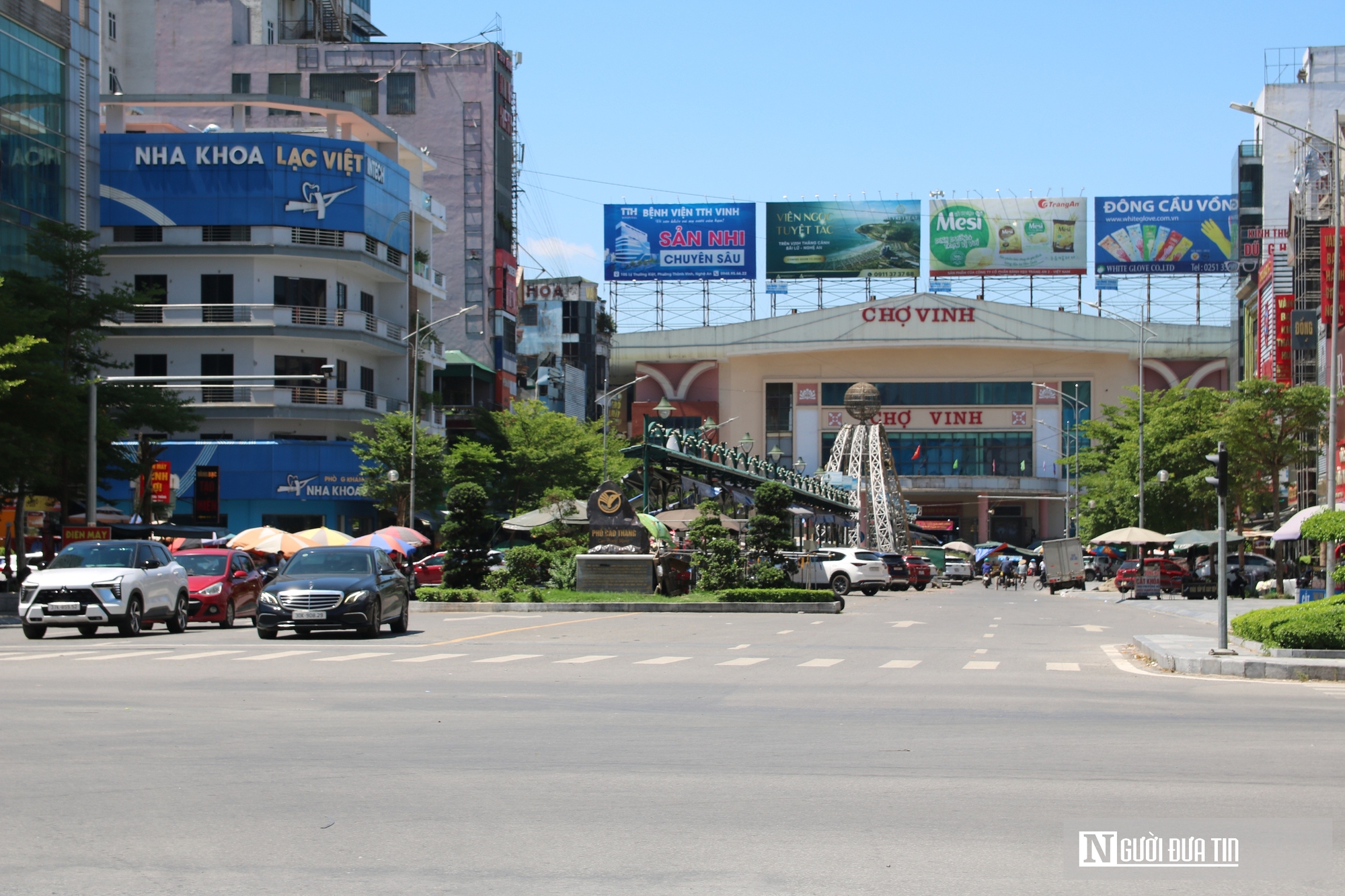 Người lao động kiệt sức mưu sinh giữa chảo lửa miền Trung- Ảnh 25. Người lao động kiệt sức mưu sinh giữa chảo lửa miền Trung- Ảnh 25.
