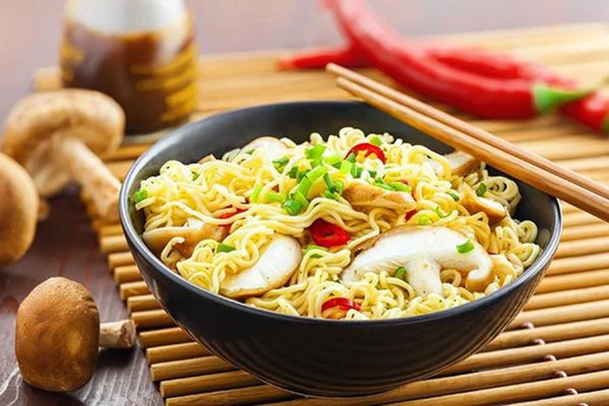 Sau nửa năm duy trì thói quen ăn mì với giấm, cơ thể có thể phát đi