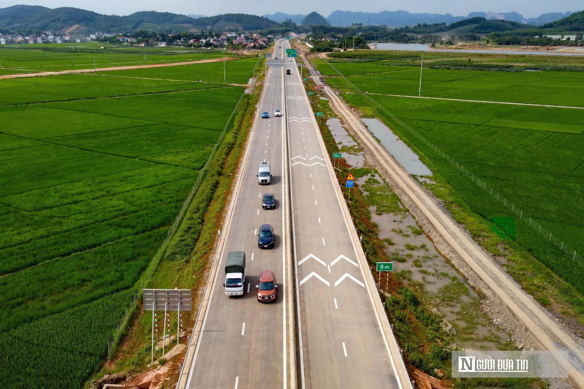 Cao tốc Bắc - Nam và cú hích tái định vị miền Trung- Ảnh 4. Cao tốc Bắc - Nam và cú hích tái định vị miền Trung- Ảnh 4.