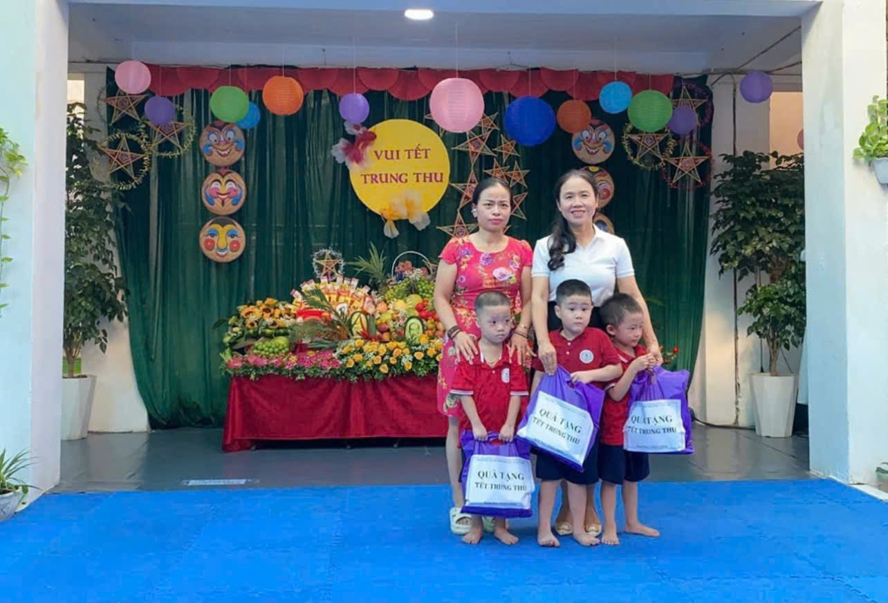 Trường MN Hoàng Văn Thụ -Tương Mai, Hà Nội: Những tấm gương nhà giáo sáng về đạo đức, tận tâm và trách nhiệm - Ảnh 1.