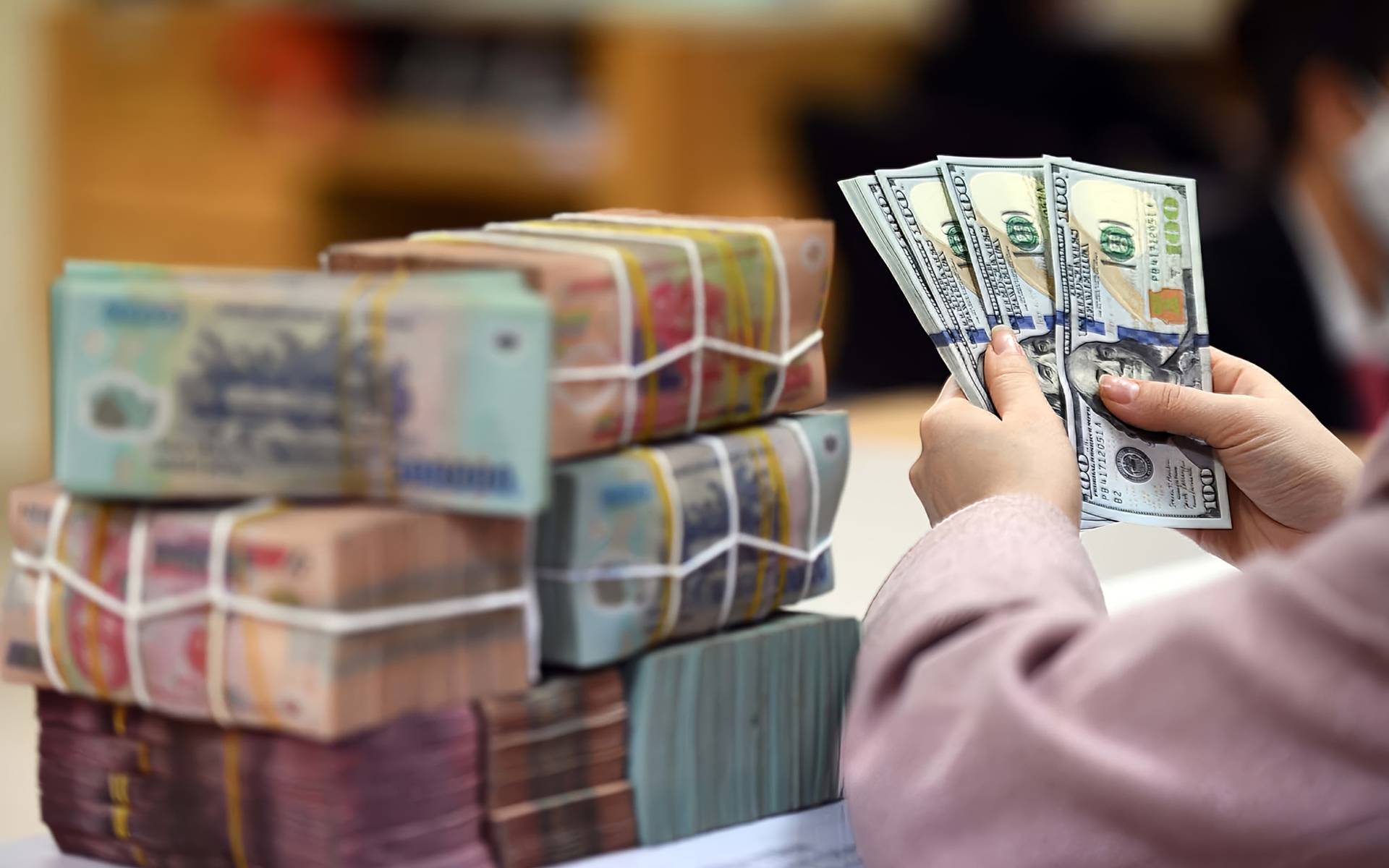 Thị trường trái phiếu Việt Nam: Quy mô đã có nhưng chưa đúng vai trò dẫn vốn dài hạn