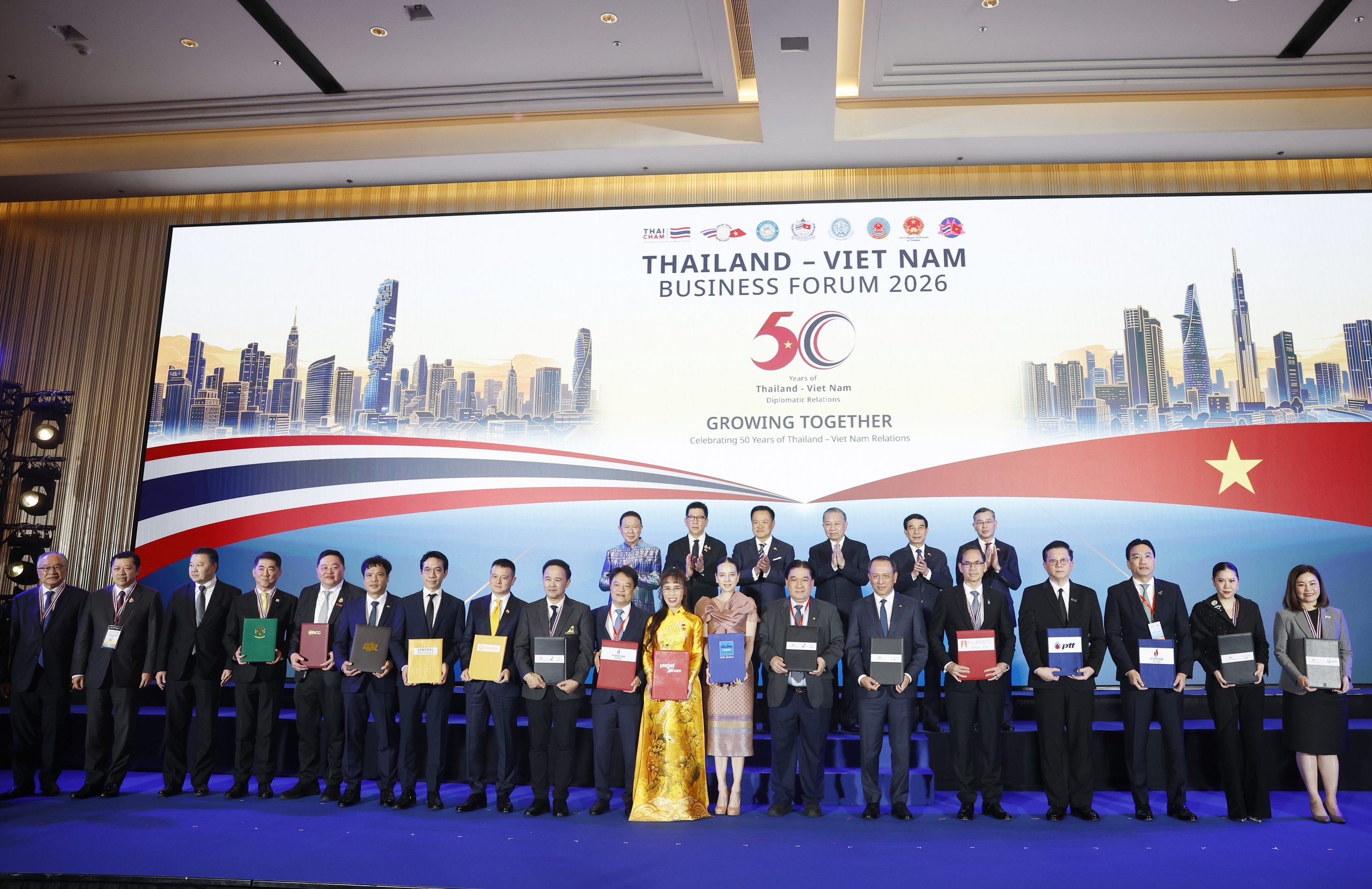 Sun Group bắt tay cùng “vua bán lẻ” Thái Lan Central Pattana- Ảnh 1. Sun Group bắt tay cùng “vua bán lẻ” Thái Lan Central Pattana- Ảnh 1.