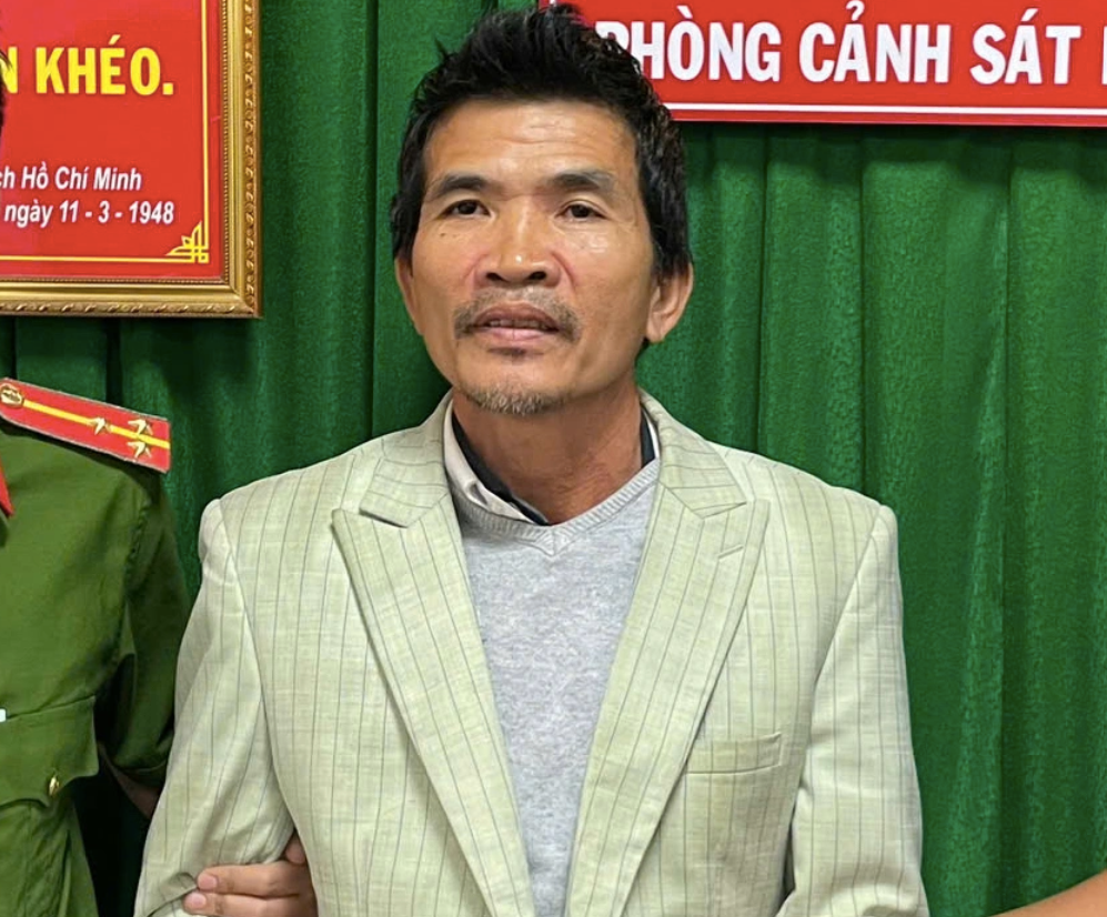 Doanh nhân Cao Văn Đạt đã bán đất 'vịt trời' như thế nào?- Ảnh 1.